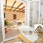 Punta Prima Pleasure With Private Parking In A Gated Community Close To The Διαμέρισμα Τορεβιέχα