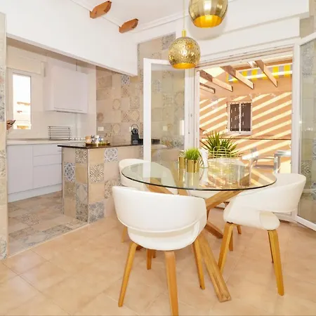 Apartment Punta Prima Pleasure With Private Parking In A Gated Community Close To The Torrevieja